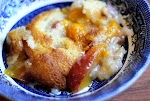 How To Make Peach Cobbler was pinched from <a href="http://hilahcooking.com/how-to-make-peach-cobbler/" target="_blank">hilahcooking.com.</a>