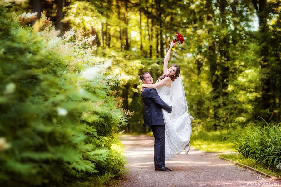 婚禮攝影師Yuliya Medvedeva（photobond）。2015 8月21日的照片
