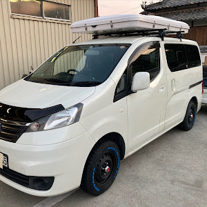 NV200バネット