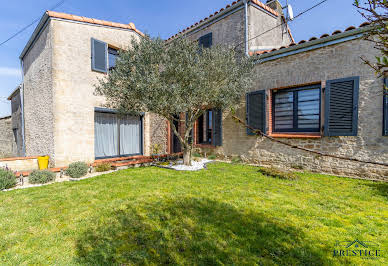 House with pool and terrace 1