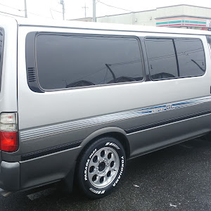 ハイエースバン TRH112V