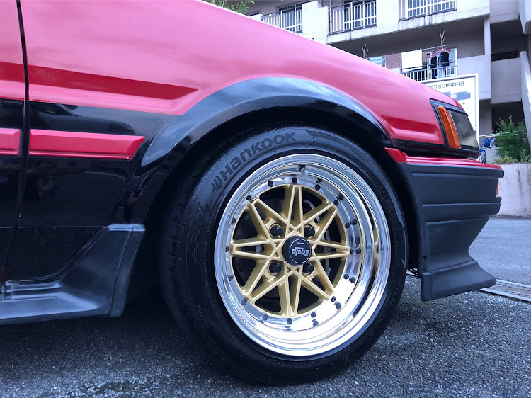 カローラレビンのAE86・明日は86style・洗車・ウェザーストリップ交換・さりげなく湘南組🎵に関するカスタム事例の投稿画像1枚目
