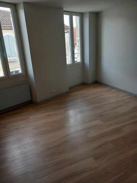 Location  appartement 1 pièce 26.2 m² à Mauvezin (32120), 370 €