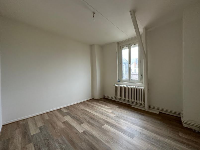 Location  appartement 2 pièces 51 m² à Soissons (02200), 545 €