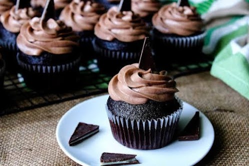 Guinness Cupcakes With Nutella Cream Frosting