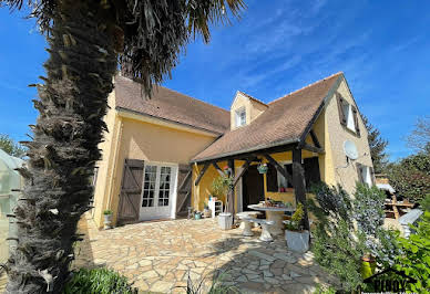 House with pool and terrace 3