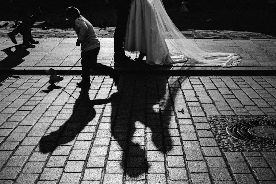 Fotógrafo de casamento Michał Wąsik (wsik). Foto de 1 de fevereiro 2017