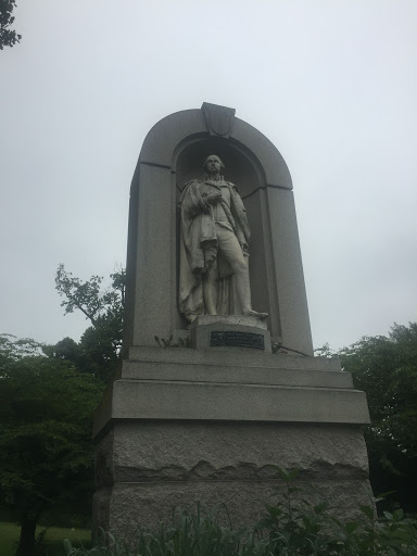 George Washington Statue