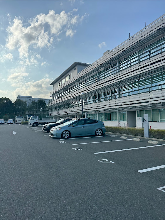 プリウスのサイドマーカーのある生活・ちょいシャコタン・usdm・免許更新・二俣川免許証センターに関するカスタム事例の投稿画像1枚目