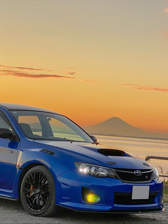 インプレッサ WRX STIの桜と愛車・夕日に輝くあなたの愛車・桜コラボもラストチャンス💨・今年は晴れて良かった✨・teamBOXERに関するカスタム事例の投稿画像16枚目