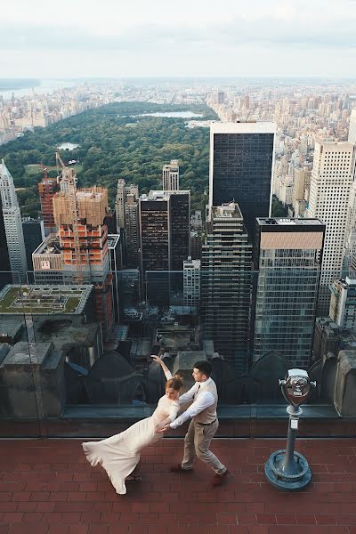 Wedding photographer Roman Makhmutoff (tatiandroman). Photo of 8 September 2017