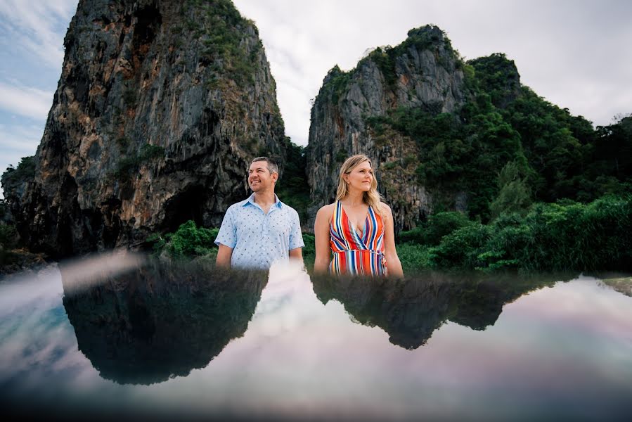 Fotografo di matrimoni Wasan Chirdchom (runnimages). Foto del 28 maggio 2019