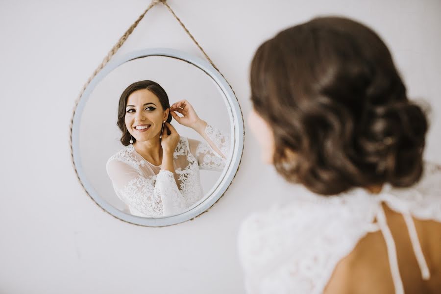 Fotografo di matrimoni Haitonic Liana (haitonic). Foto del 5 aprile 2018