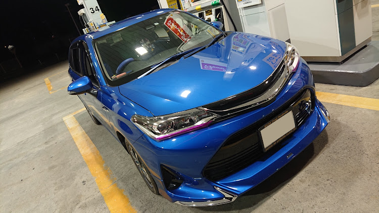 カローラフィールダーのカローラフィールダー・車好きと繋がりたい・夜のガソスタ・柿本改マフラーに関するカスタム事例の投稿画像1枚目