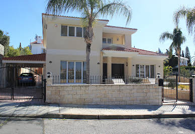 Villa with pool and terrace 2