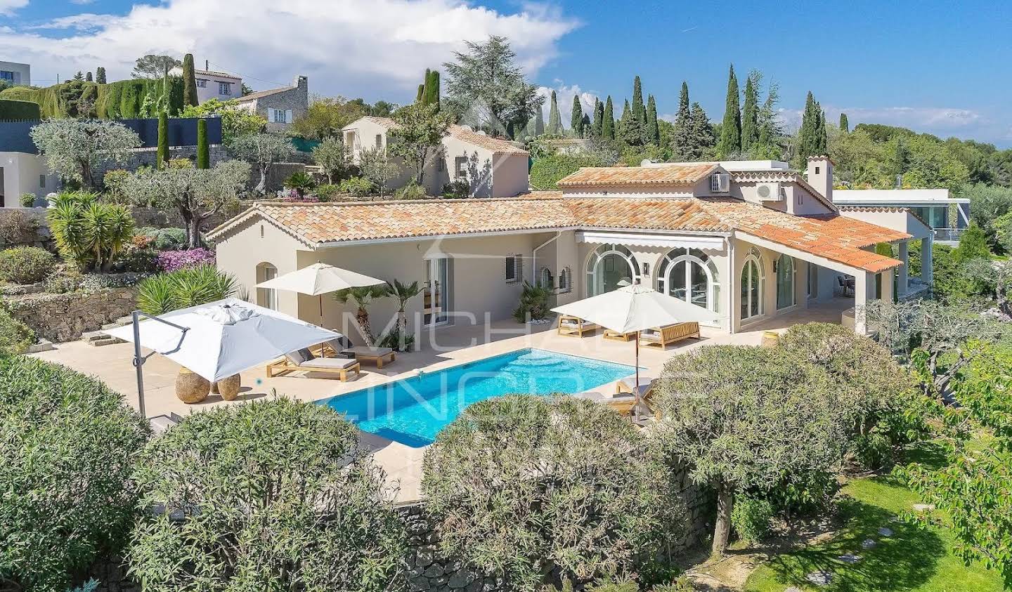 Villa with pool Mougins