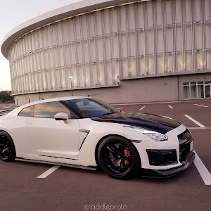 NISSAN GT-R R35