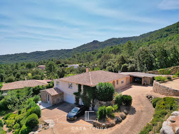 villa à Sainte lucie de porto vecchio (2A)