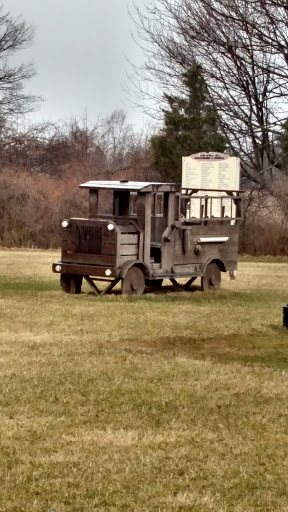  Wooden Jeep