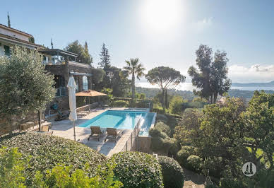 House with pool and terrace 3