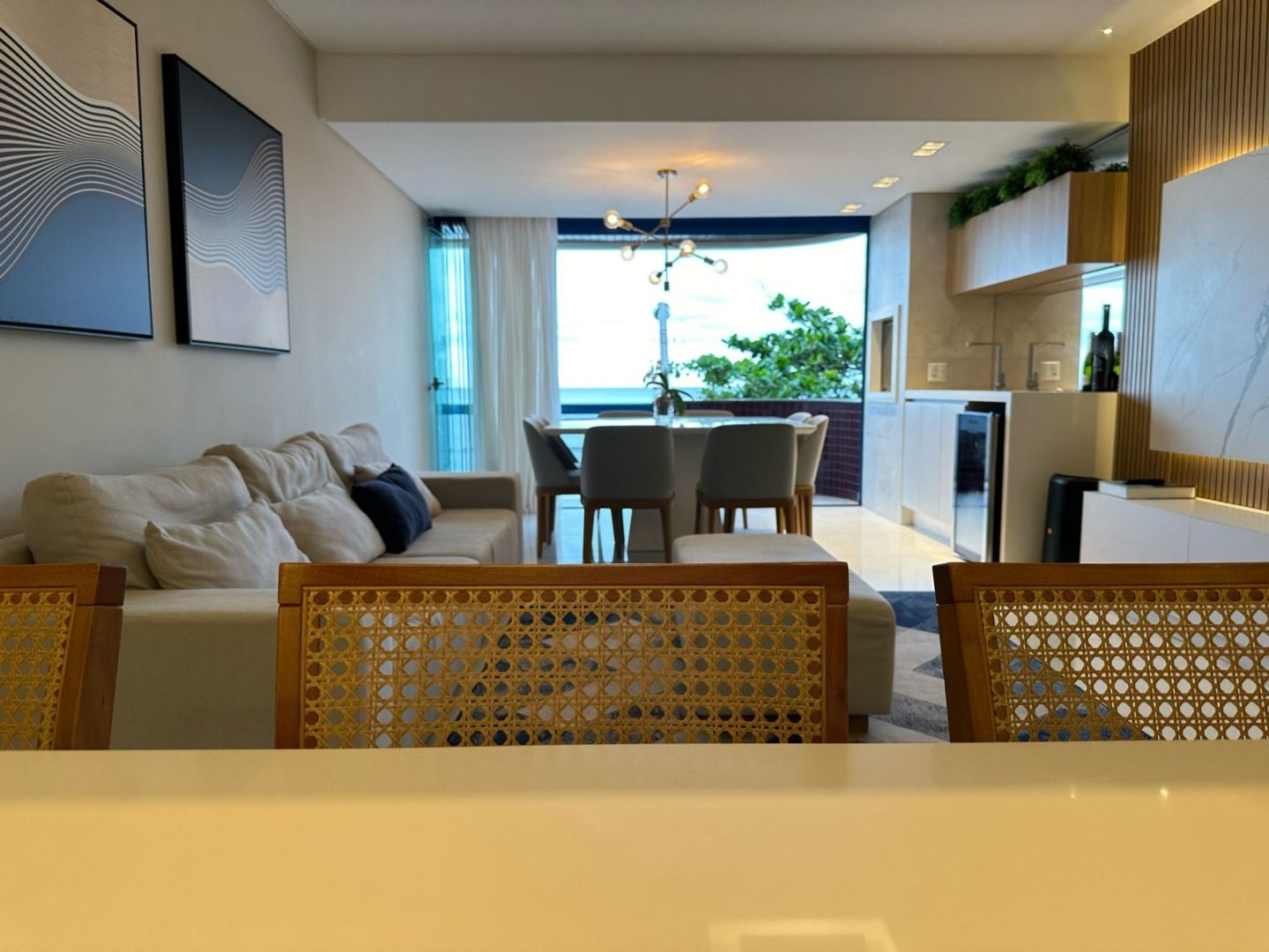 Apartamentos novos Meia Praia