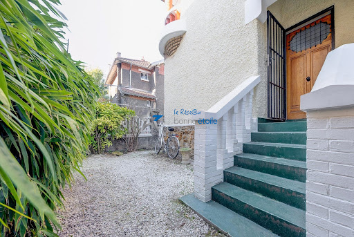 House with garden 2