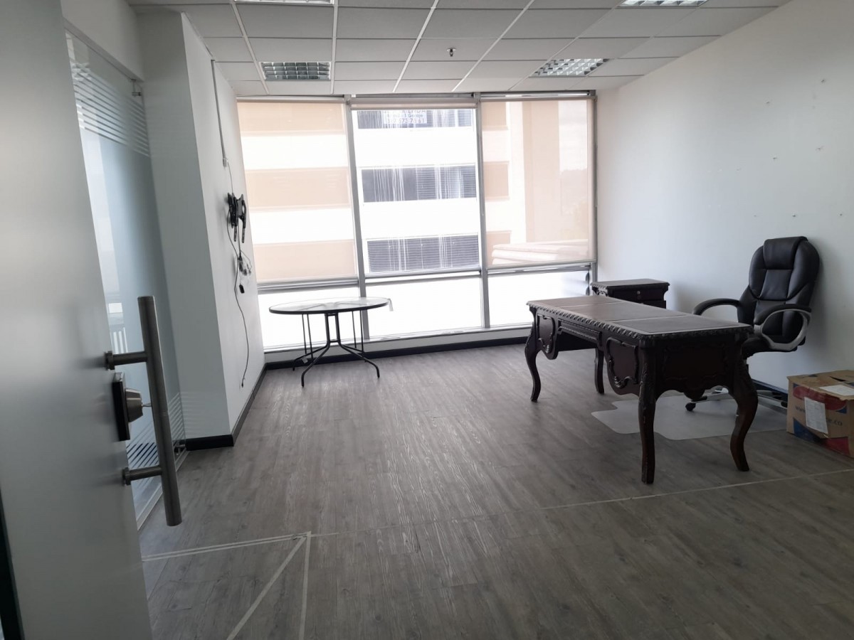 Oficina En Arriendo - Usaquen, Bogota