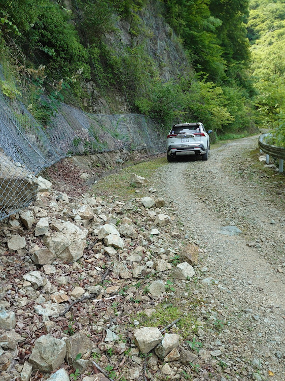 RAV4のRAV4乗りさんと繋がりたい・#癒やし系林道・兵庫県朝来・過疎代行林道栗鹿山線に関するカスタム事例の投稿画像2枚目