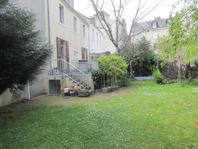 Vente maison 5 pièces 120 m² à Nantes (44000), 573 900 €