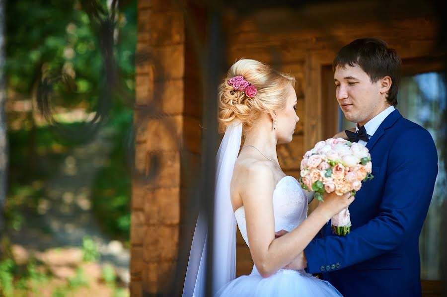 Fotografer pernikahan Aleksandr Veselov (alexanderv). Foto tanggal 14 Oktober 2015