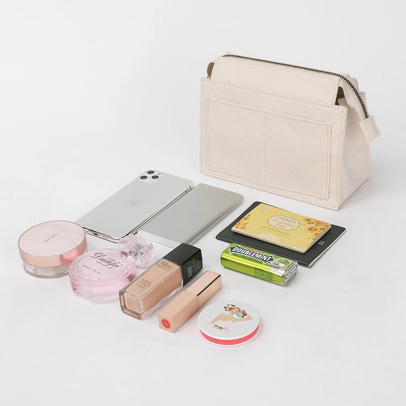 Bolsa de cosméticos feminina em estilo coreano, feita de lona branca de algodão, prática e conveniente para organizar maquiagens.