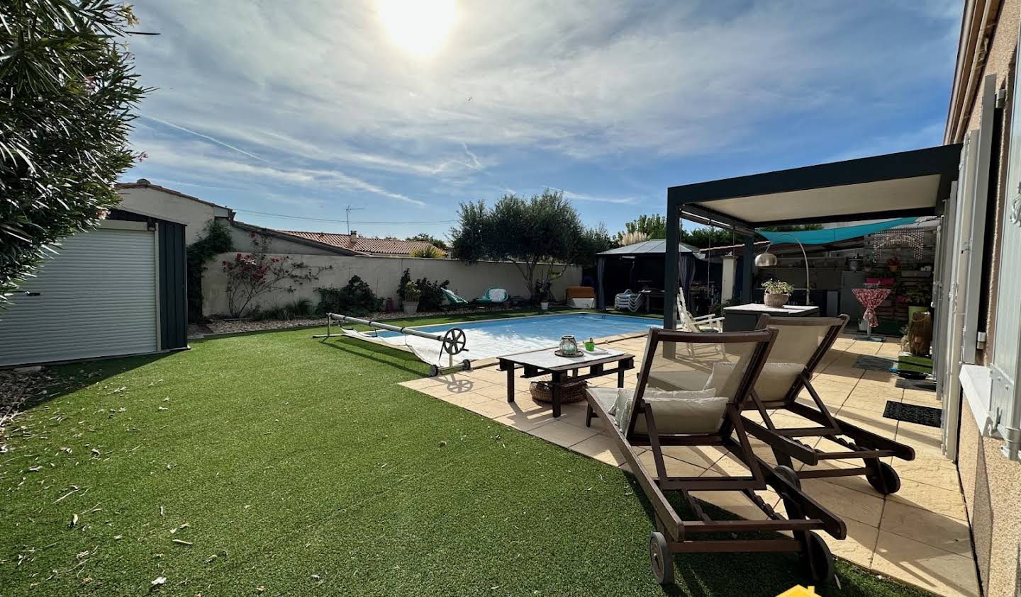 Maison avec piscine et terrasse Royan