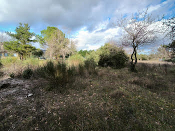 terrain à Cucuron (84)