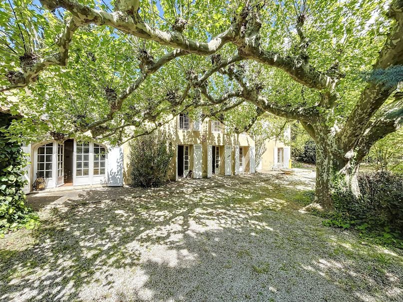 Vente maison 7 pièces 202 m² à Avignon (84000), 419 000 €