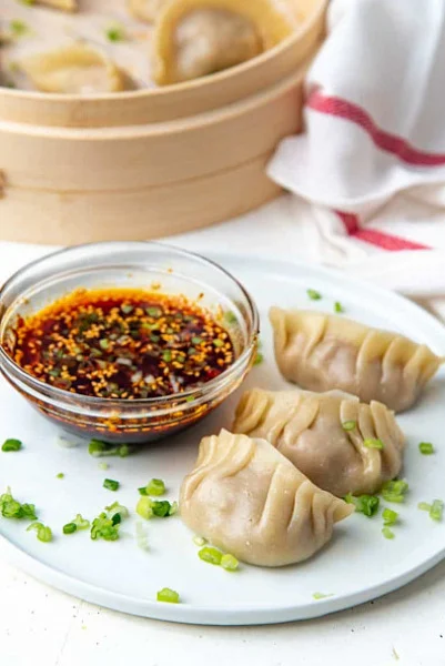 Steamed Chicken Wonton In Chilli Oil [6 Pcs]