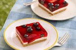 Glazed Berry Squares was pinched from <a href="http://www.kraftrecipes.com/recipes/glazed-berry-squares-135625.aspx" target="_blank">www.kraftrecipes.com.</a>