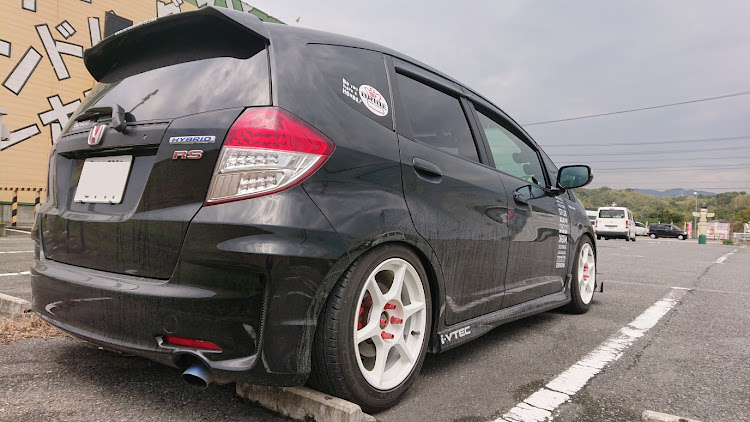 フィットのGP4・GEフィット・愛車撮影・洗車・本日もよろしくお願いしますに関するカスタム事例の投稿画像4枚目