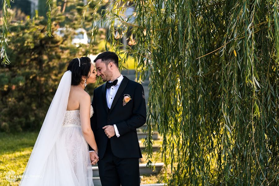 Wedding photographer Gabriel Timaru (gabrieltimaru). Photo of 14 February 2019