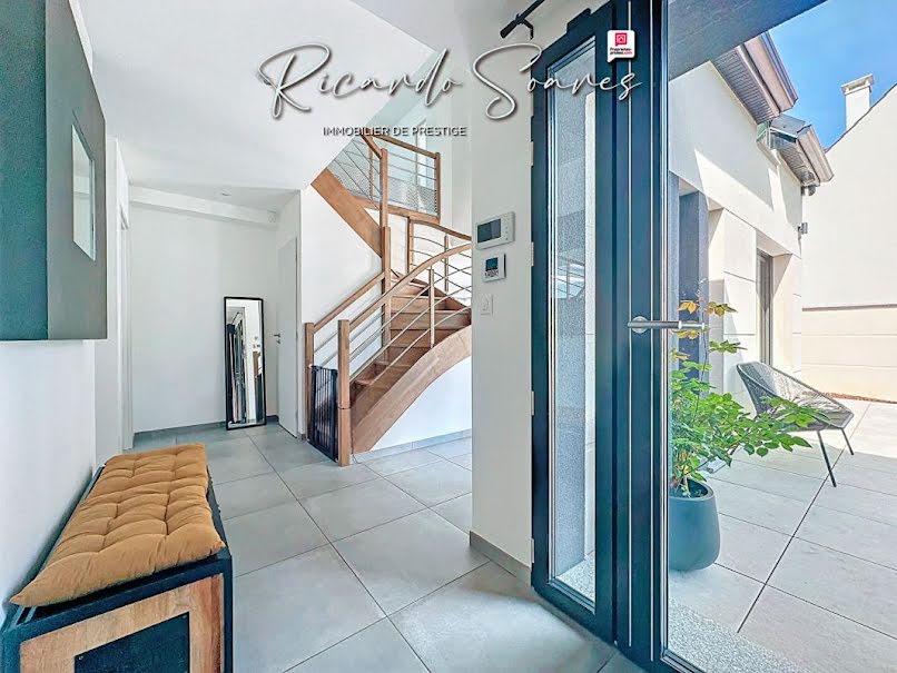 Vente maison 6 pièces 145 m² à Monceaux (60940), 525 000 €