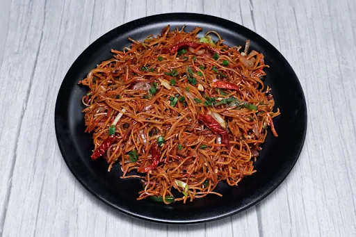 Chilli Garlic Veg Chowmein