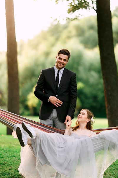 Fotografo di matrimoni Anton Dzobaev (antondzobaev). Foto del 29 luglio 2018