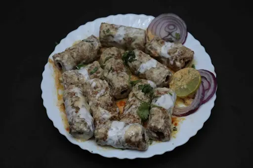 Chicken Seekh Kabab With Light Gravy