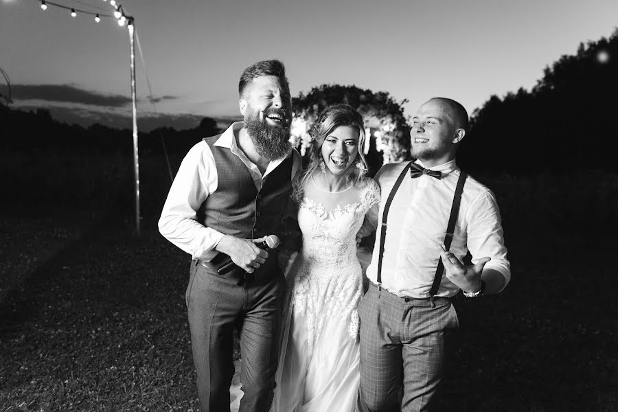 婚礼摄影师Mariya Lukerchik（liker）。2017 8月23日的照片
