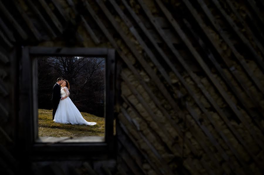 Fotógrafo de casamento Marius Stoian (stoian). Foto de 7 de novembro 2022