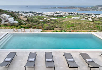 Villa avec piscine en bord de mer 6