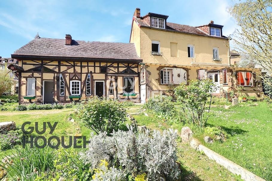 Vente maison 5 pièces 168 m² à Bernay (27300), 180 000 €