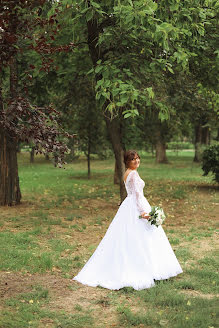 Wedding photographer Yuliya Dubina (yuliadybina). Photo of 4 April 2022