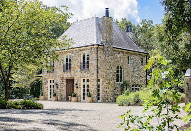 Maison avec terrasse 1