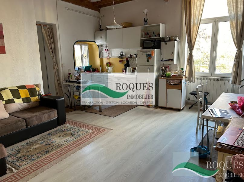 Vente duplex 4 pièces 90 m² à Lodeve (34700), 96 000 €