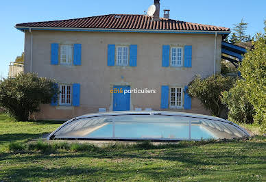 Maison avec piscine et terrasse 2